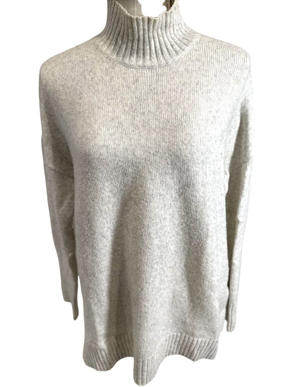 Gap Cream Turtleneck Sweater Slouchy Fit Acrylic & Wool Blend Size L
